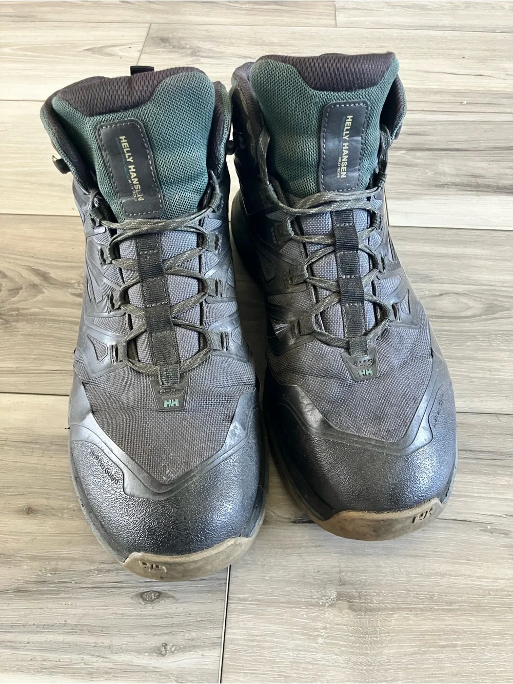 Helly Hansen Men’s Black and Teal Outdoor Boots
